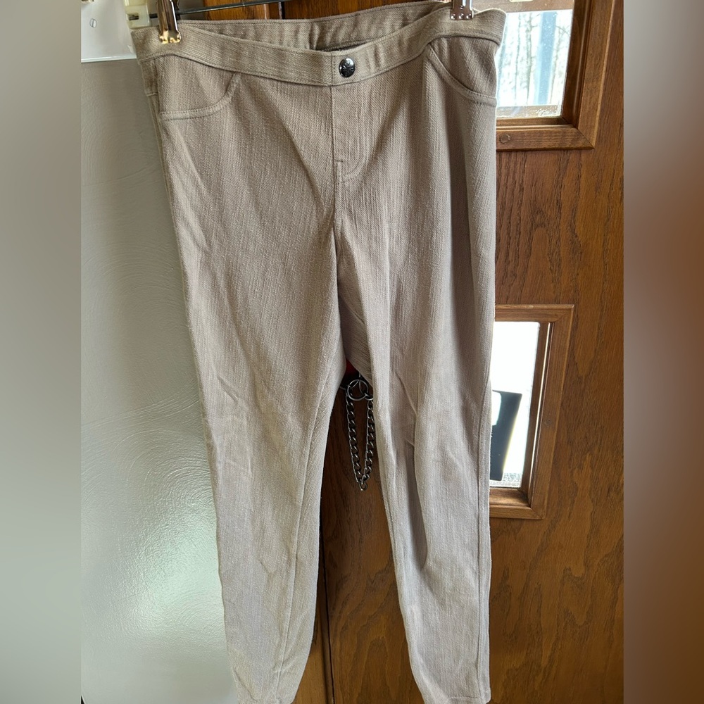 Women’s Simply Vera Vera Wang Light Tan Pull On Chinos